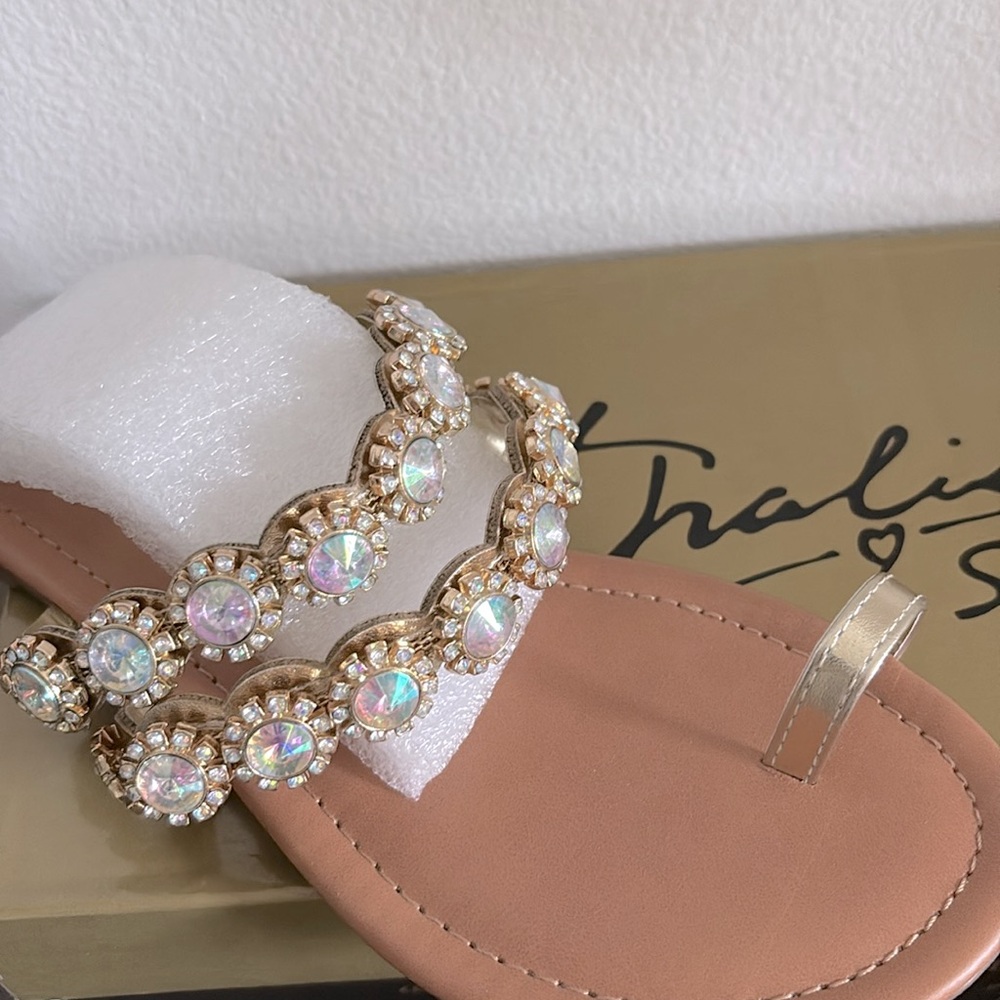 ❌SOLD❌ NIB [Thalia Sodi] Joya Rhinestone Thong Sandals Gold Metallic Women’s 5 - Picture 7 of 13